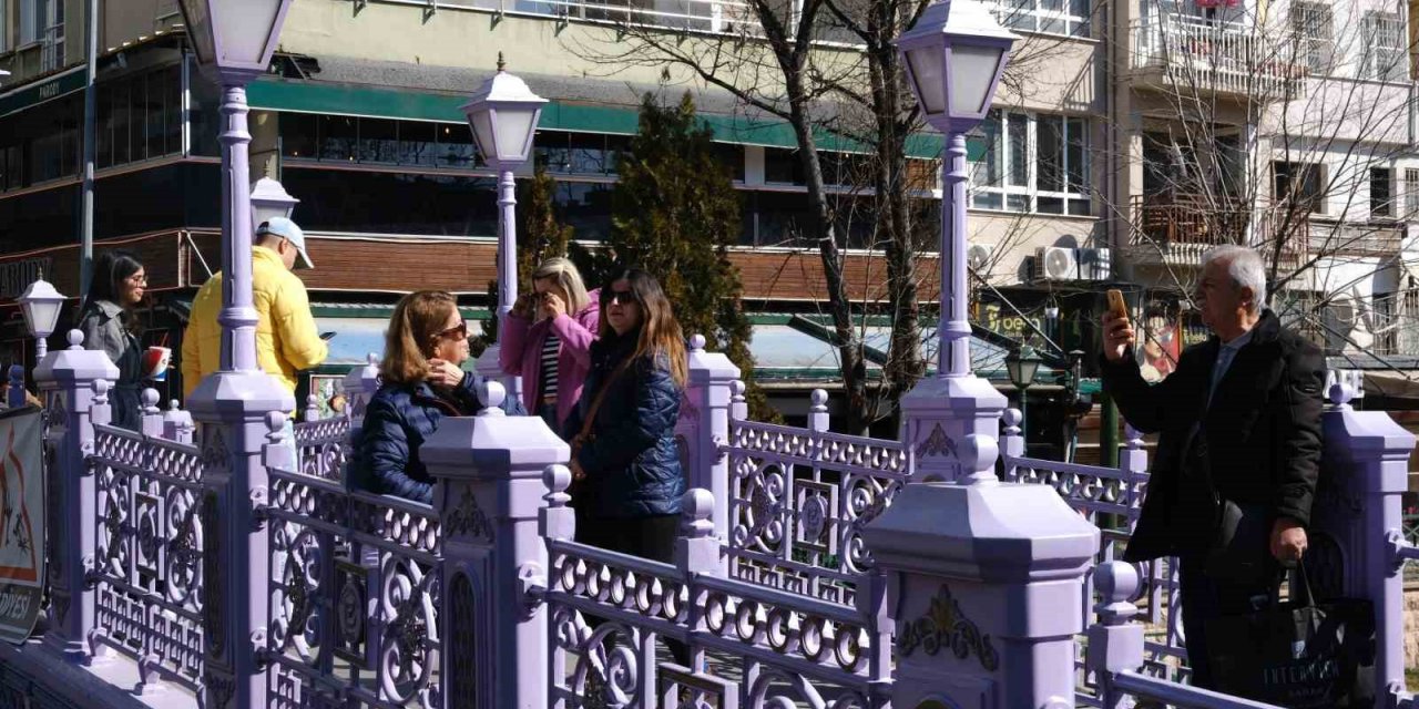 Güzel Hava ‘Köprü Trafiği’ Oluşturdu