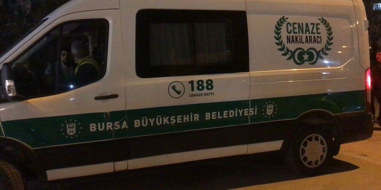 Önce Boşandığı Eşini Sonra Kendini Vurdu