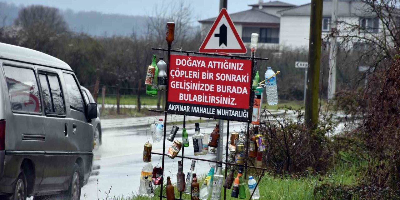 Yol Kenarına Atılan Çöpleri Bakın Ne Yaptı