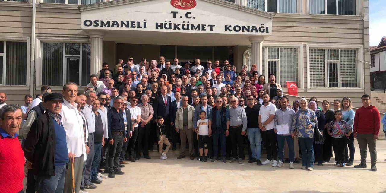 Osmaneli’nin Yeni Belediye Başkanı Bekir Torun Mazbatasını Aldı