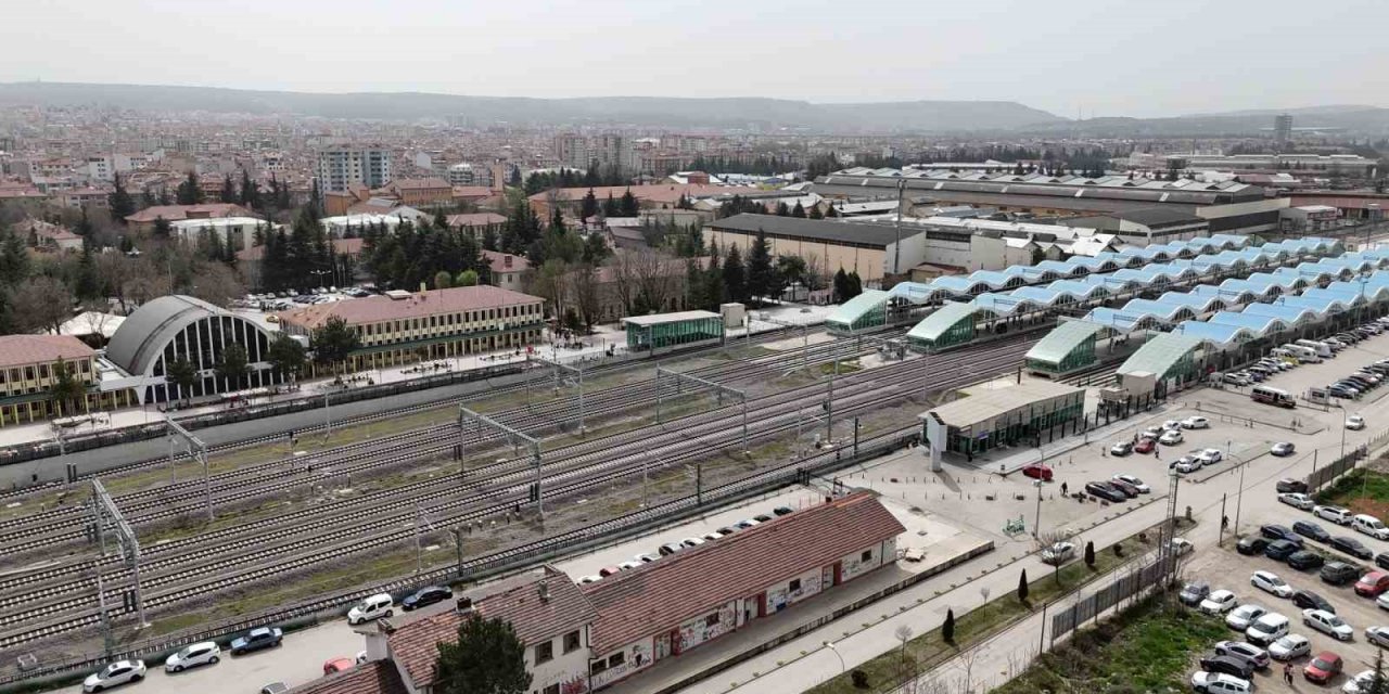 Yüksek Hızlı Tren’de Ramazan Bayramı İçin Yer Kalmadı