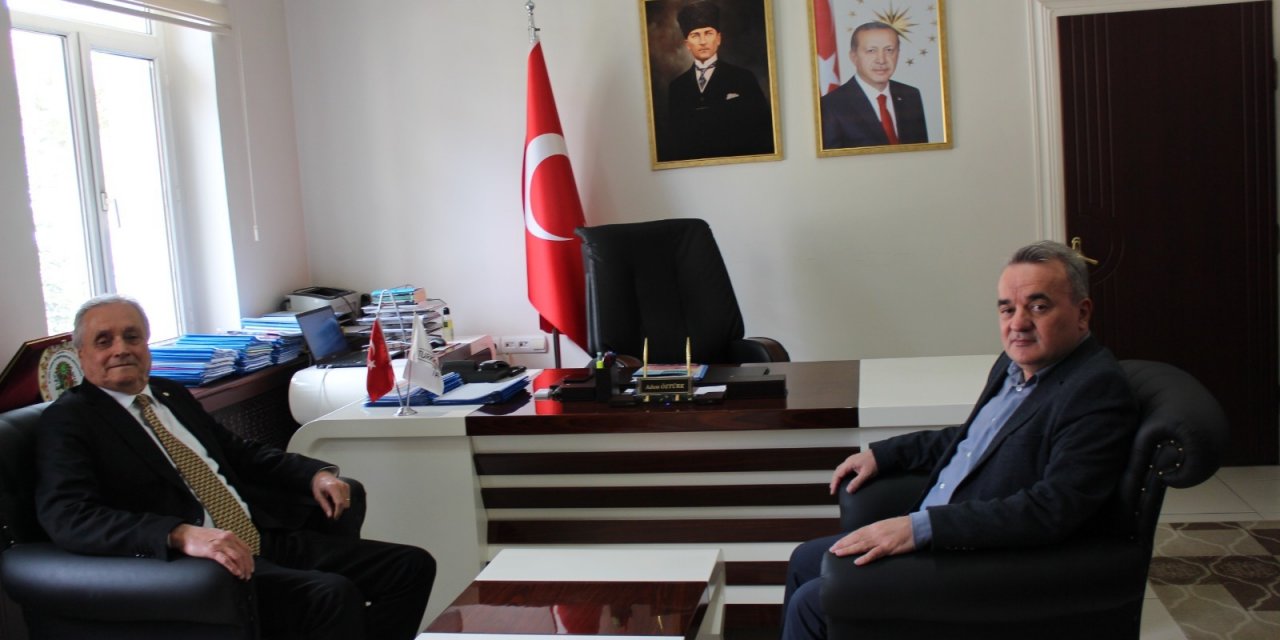 Başkan Bakkalcıoğlu Kaymakam Öztürk'le Buluştu
