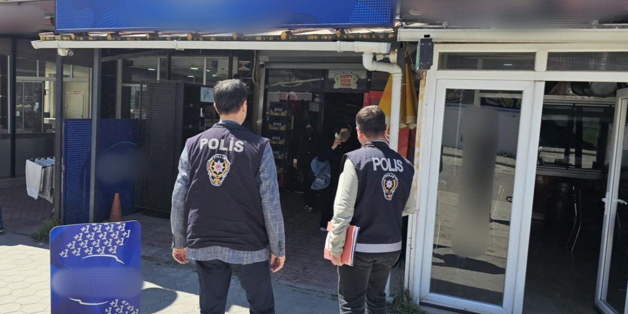 Polis Ekiplerinden Okul Çevrelerinde Denetim