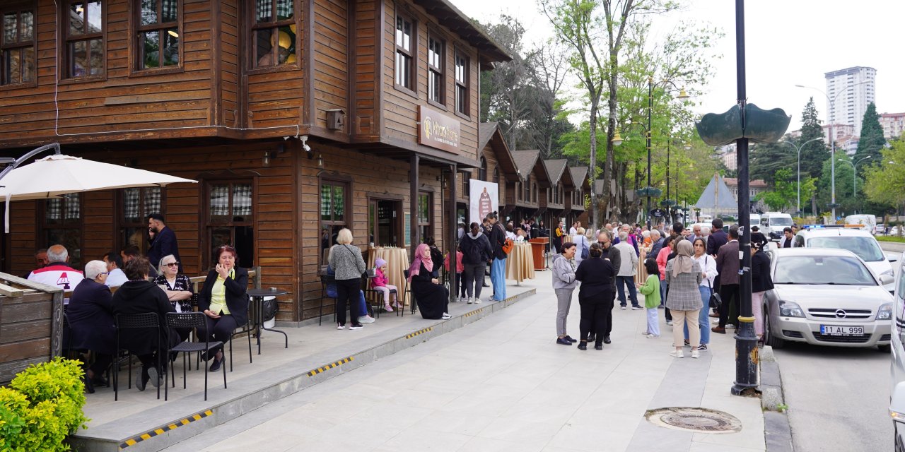 Semiha Göncü Kitabevi ve Kitap Kafe açıldı