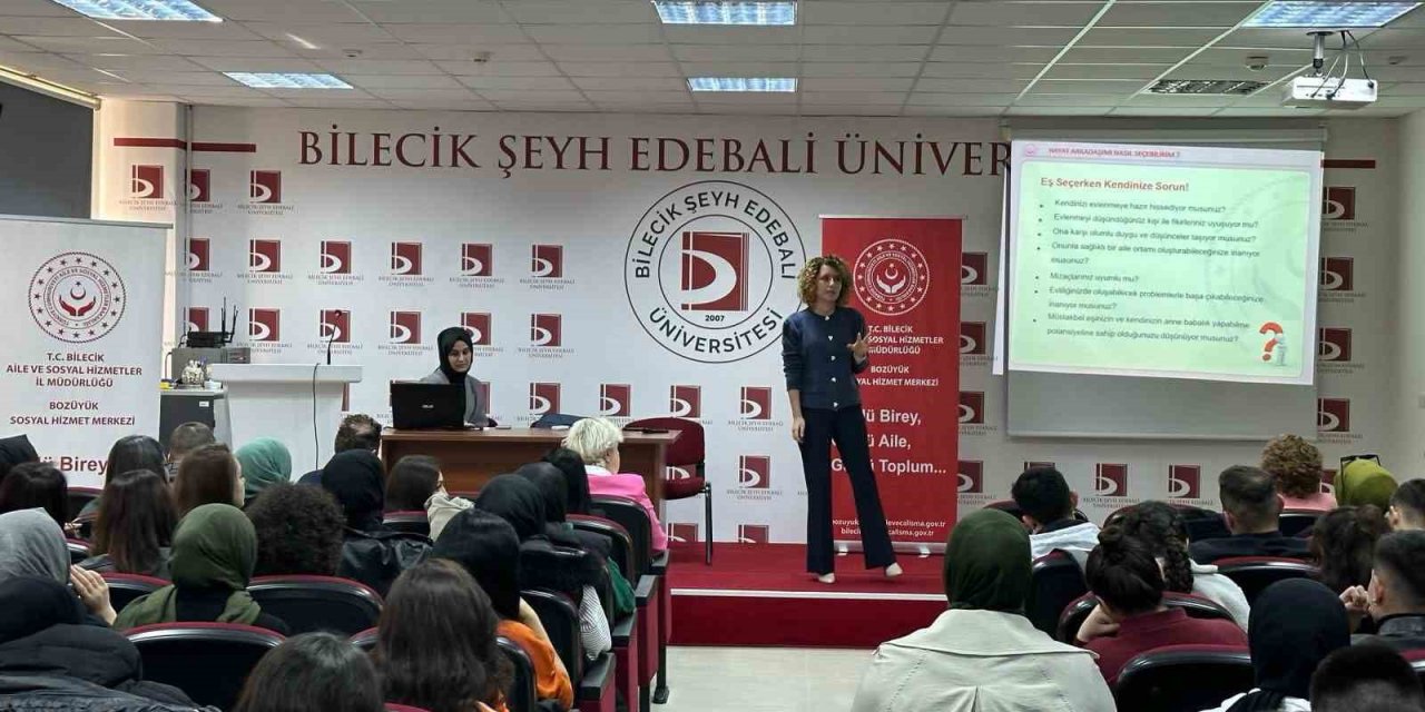 Eğitimler Devam Ediyor