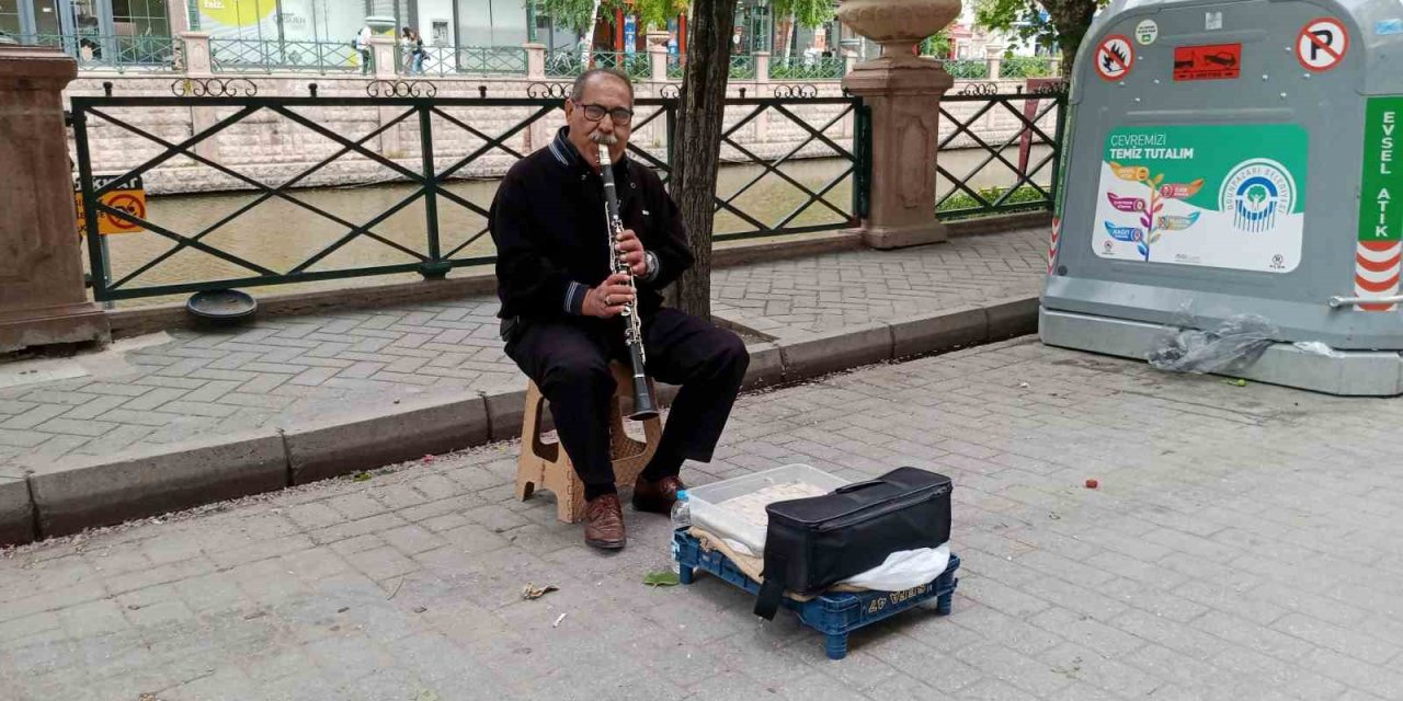 Sokak Müzisyenleri Daha Sık Görülmeye Başlandı