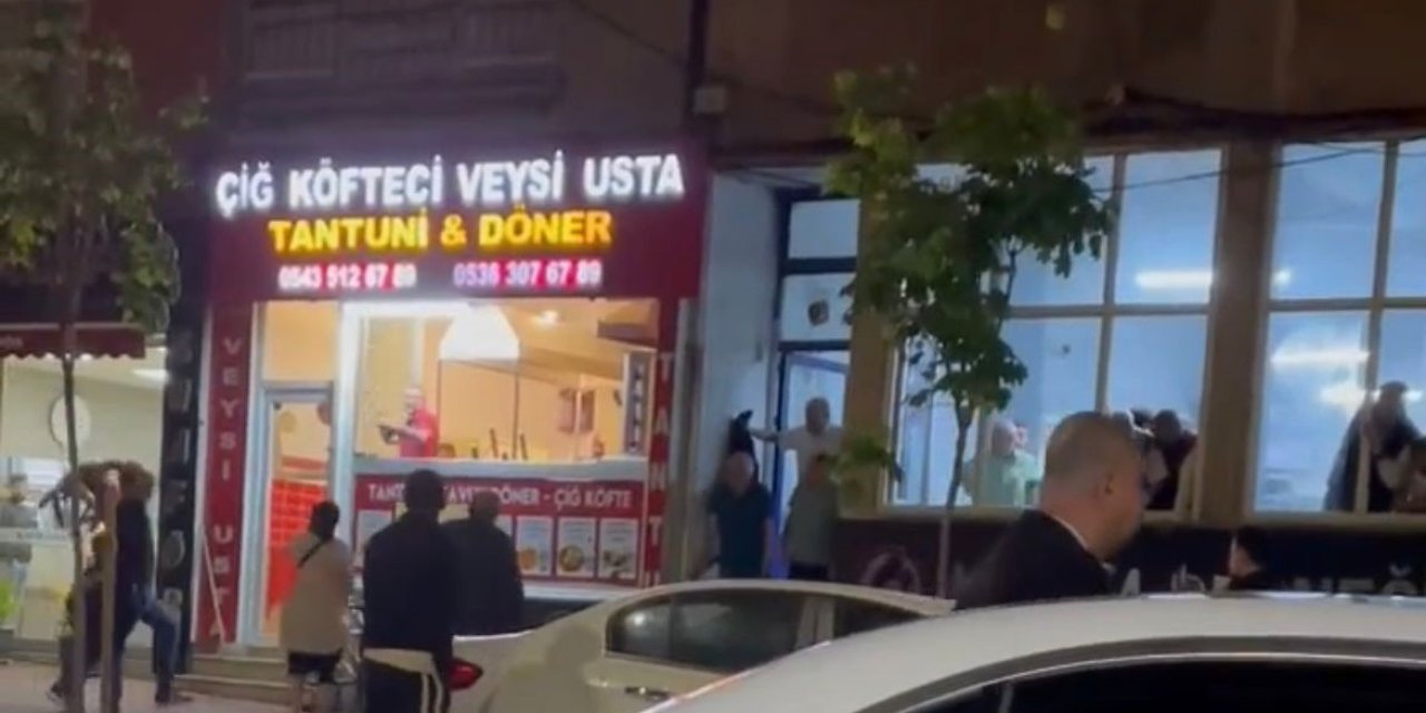 Hesap Kavgası...sandalyeler Havada Uçuştu: 2 Yaralı