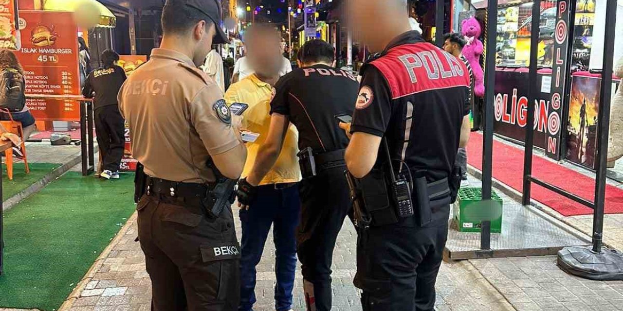105 Şahsın Ve 3 Araç Sahibinin Kimlik Bilgileri Sorgulandı