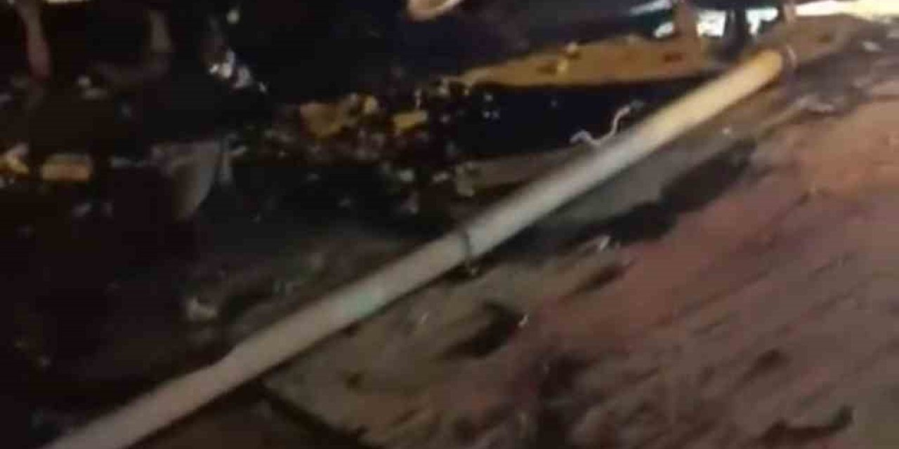 Direksiyon Hakimiyetini Kaybeden Sürücü Otomobiliyle Takla Attı