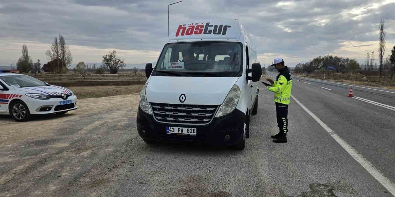 Kütahya’da Yük Ve Yolcu Taşımacılığına Yönelik Denetimler Yapıldı