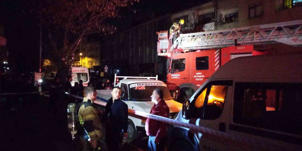 Yangında  Bebek Zehirlendi