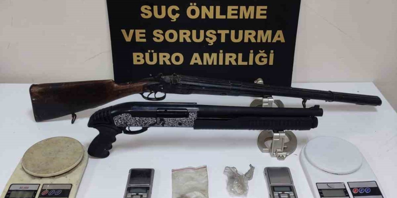Cezaevi Firarisi Arkadaşlarıyla 3 Polisi Yaraladı
