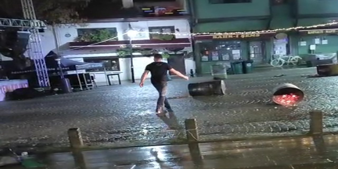 Yeni Yıl Pazarı’nda Tezgahlara Saldıran Şahıs Tutuklandı