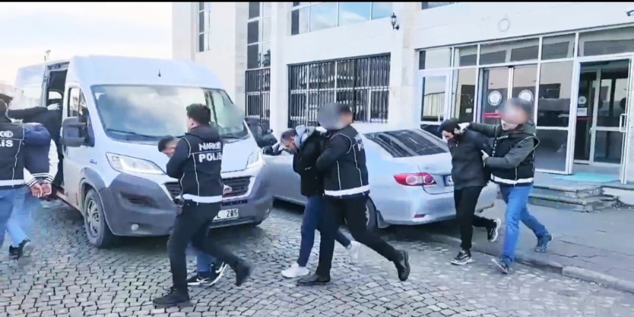 Uyuşturucu Operasyonu: 5 Şüpheli Tutuklandı