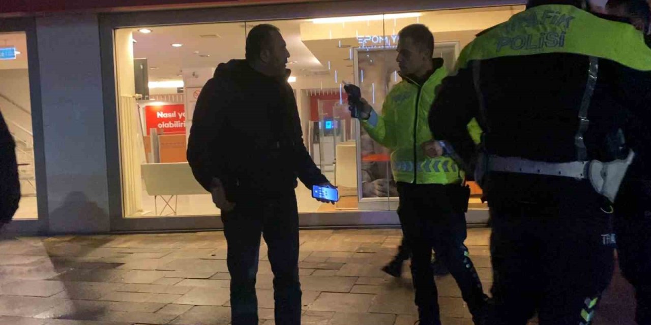 Emniyet Uygulamasını Gördü, "Para Çekmeye Geldim" Diye Kendini Savundu