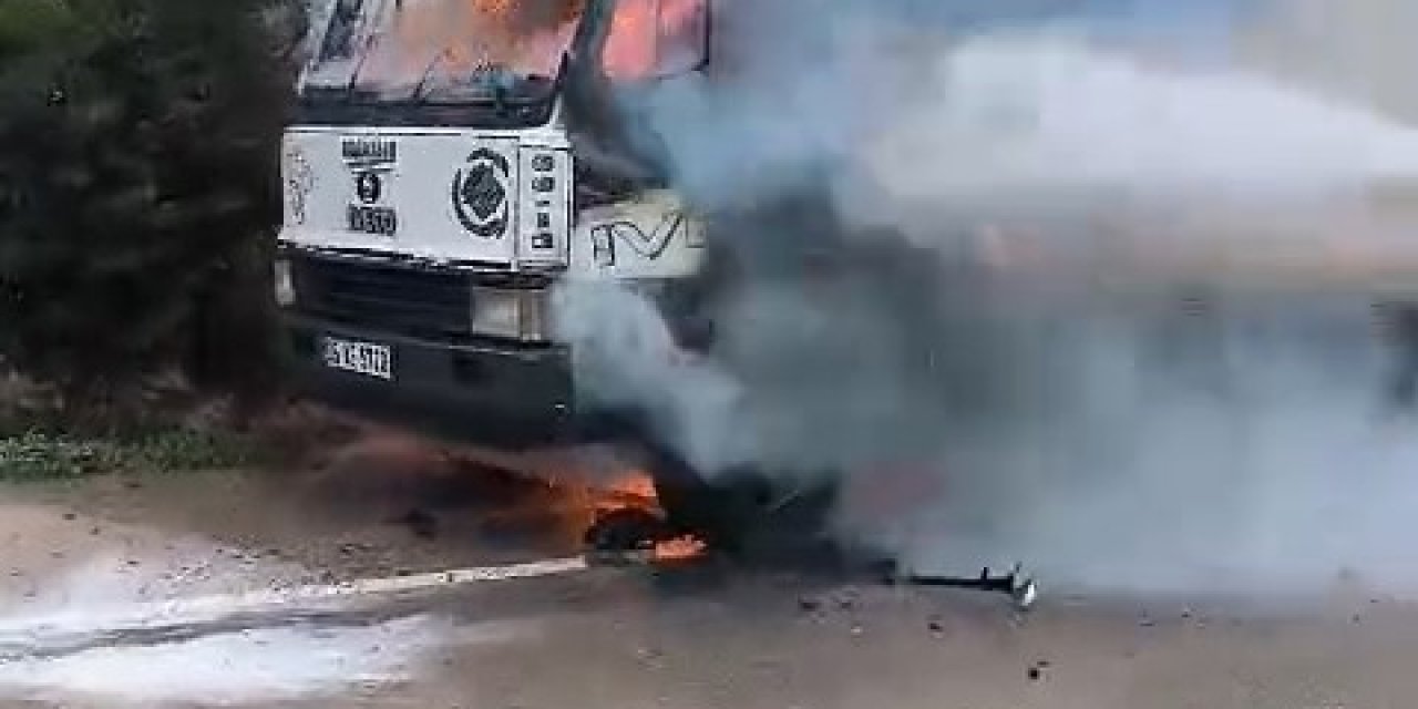 Çıkan Yangını Mahalle Muhtarı Söndürdü