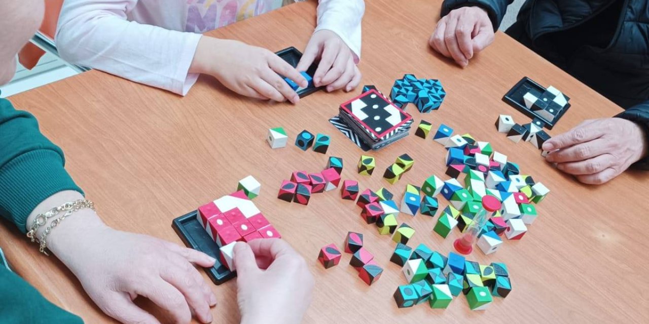 Çocuklar Hem Eğleniyor Hem de Öğreniyor