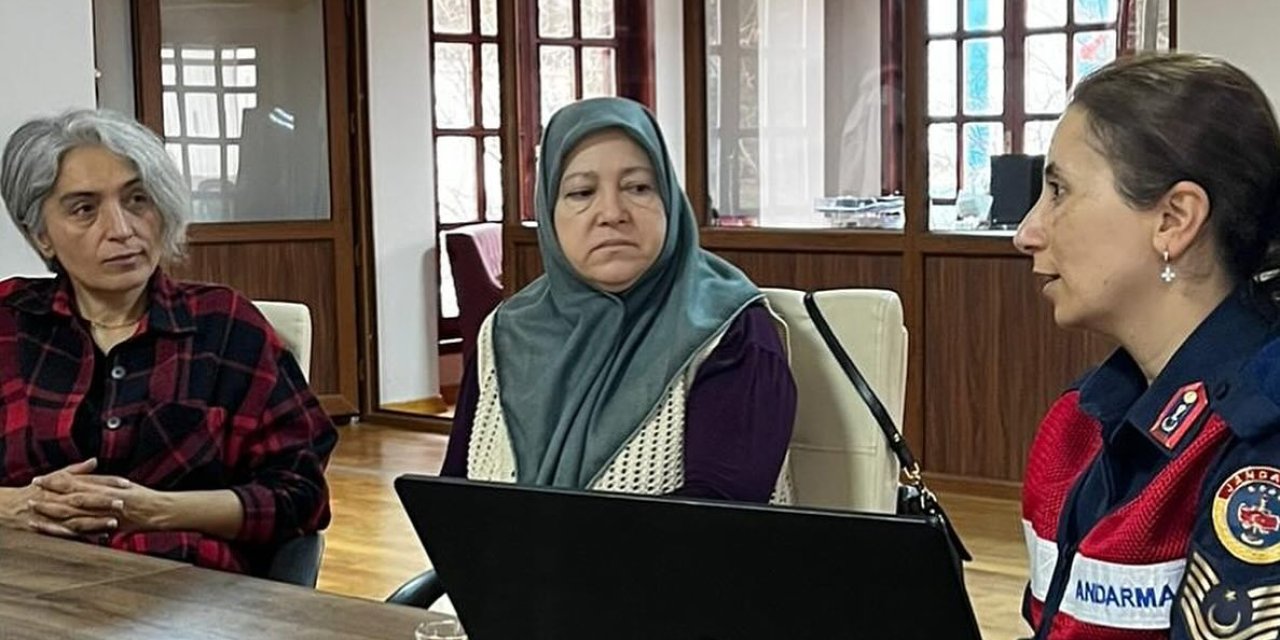 İl Jandarma Komutanlığı’ndan Kadınlara Bilgilendirme