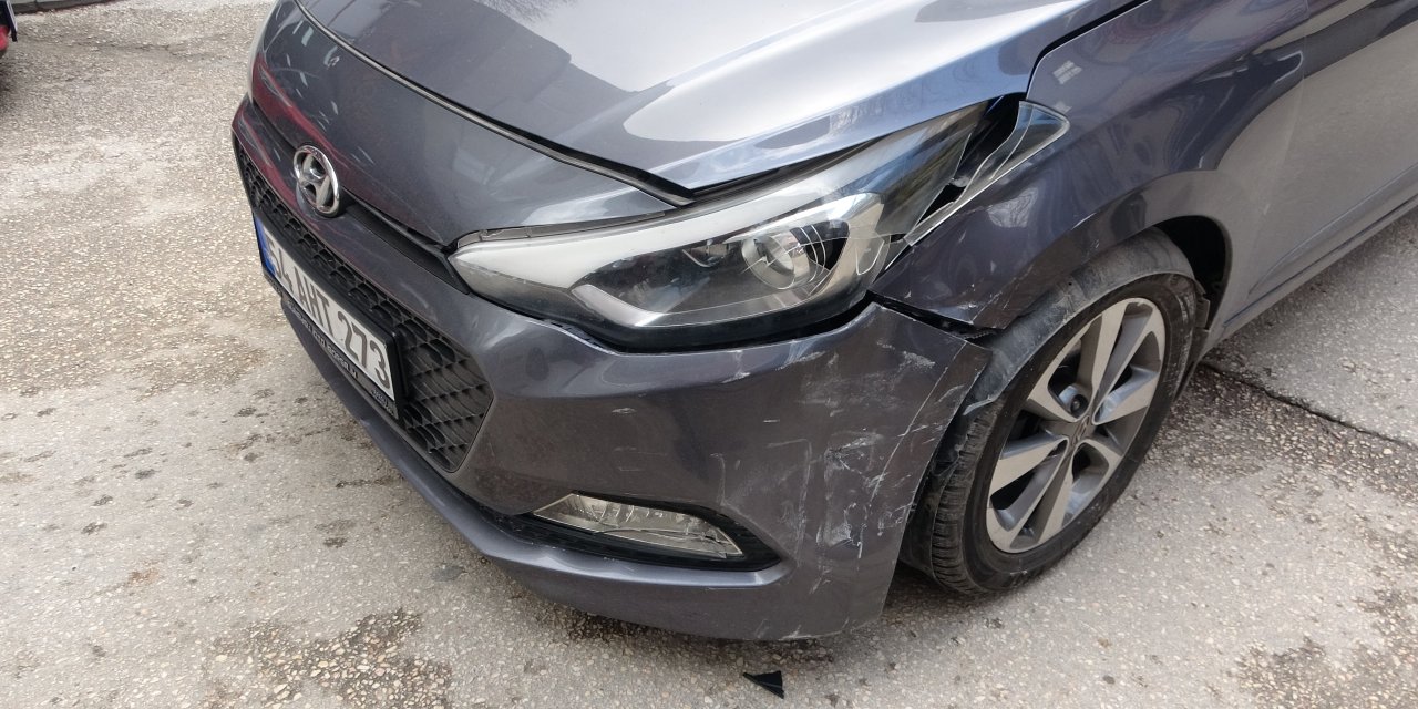 Çarşıda Trafik Kazası: 1 kişi yaralandı