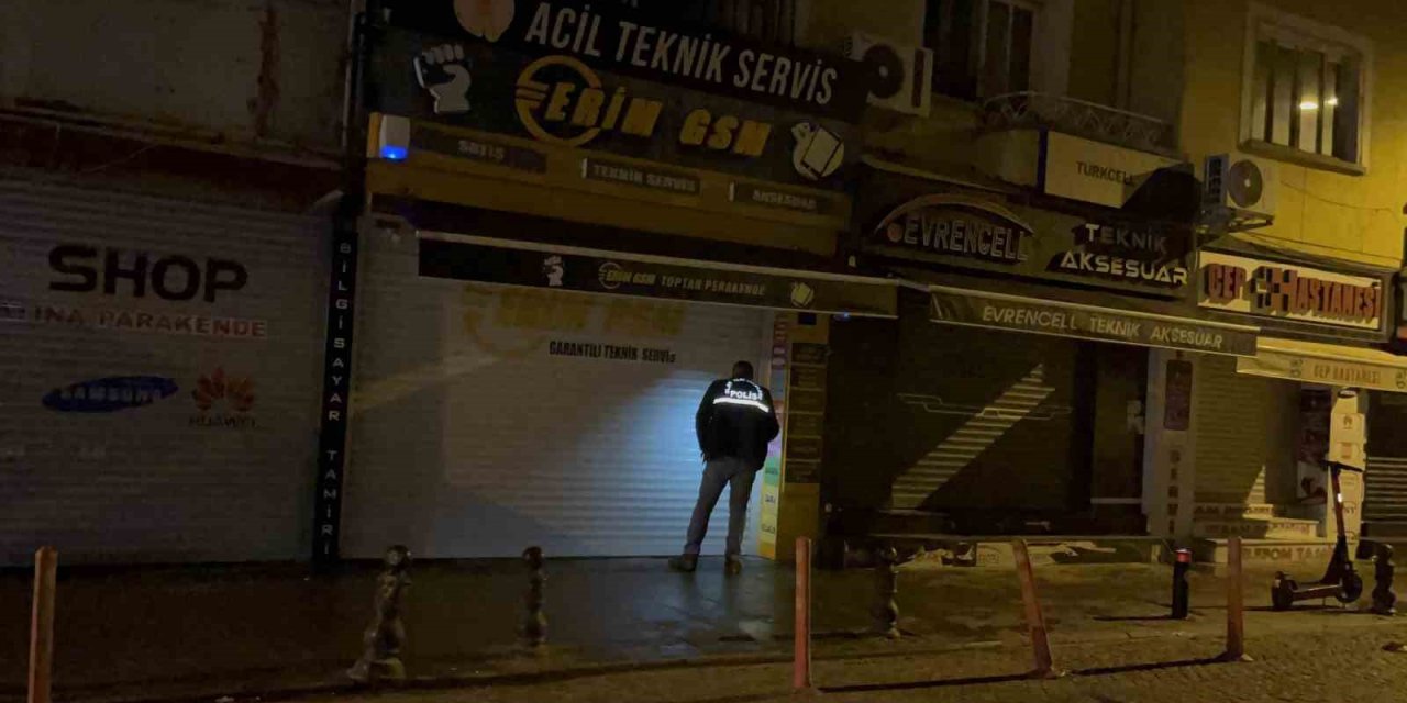 Dükkan Kurşunlandı