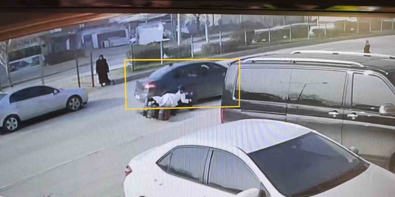 Otomobil Elektrikli Bisikletle Çarpıştı: 1 Yaralı