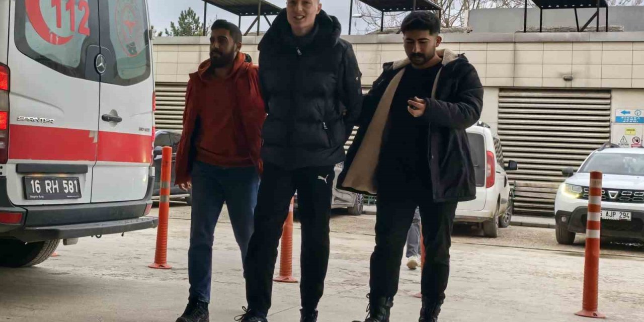 Alıkoydukları Gencin Annesinden 30 Bin Tl Fidye İsteyen Şüphelilerden 1’i İçin Savcılıktan Yakalama Kararı