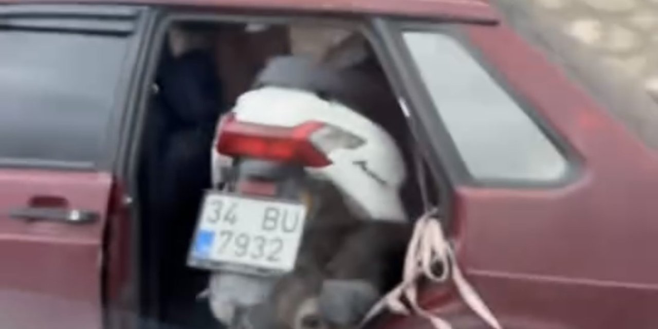 Kapısız Araçta Motosiklet Taşıdı