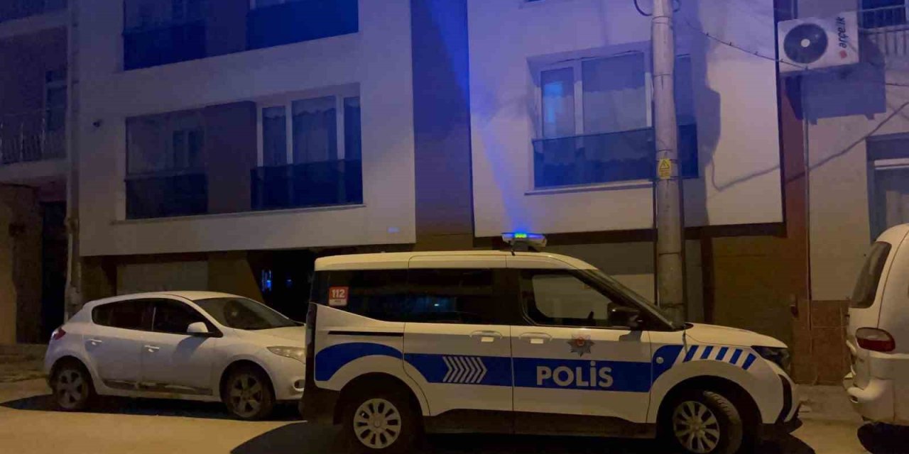 Komşular Arasında Gece Vakti ’tadilat’ Kavgası
