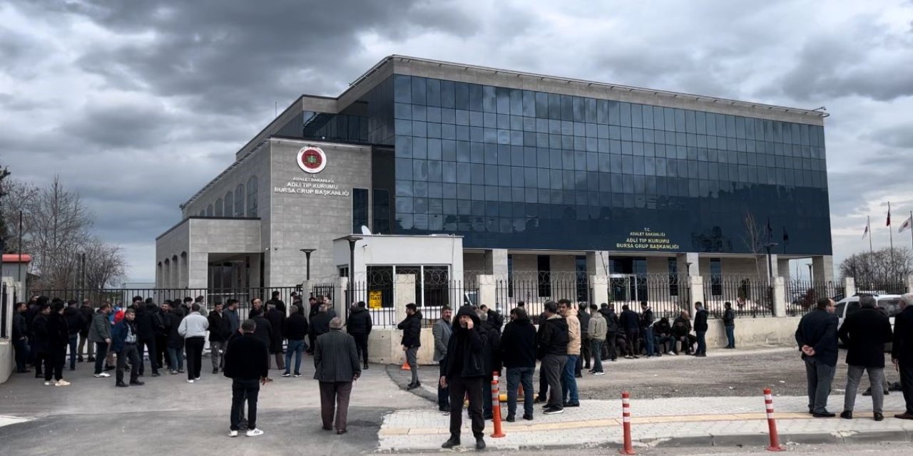 En Yakın Arkadaşını Vurup Uçurumdan Aşağı Attı