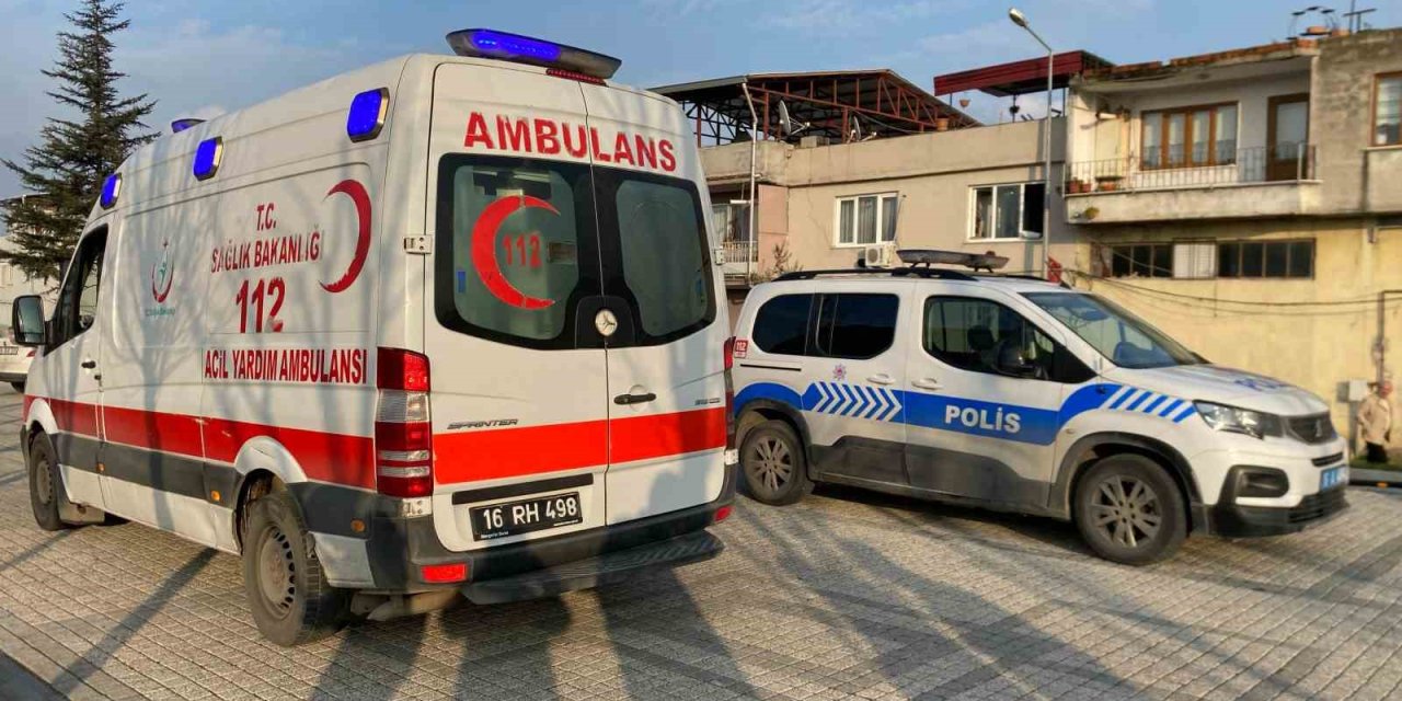 Güvenlik Görevlisi Döner Bıçağıyla Yaralandı
