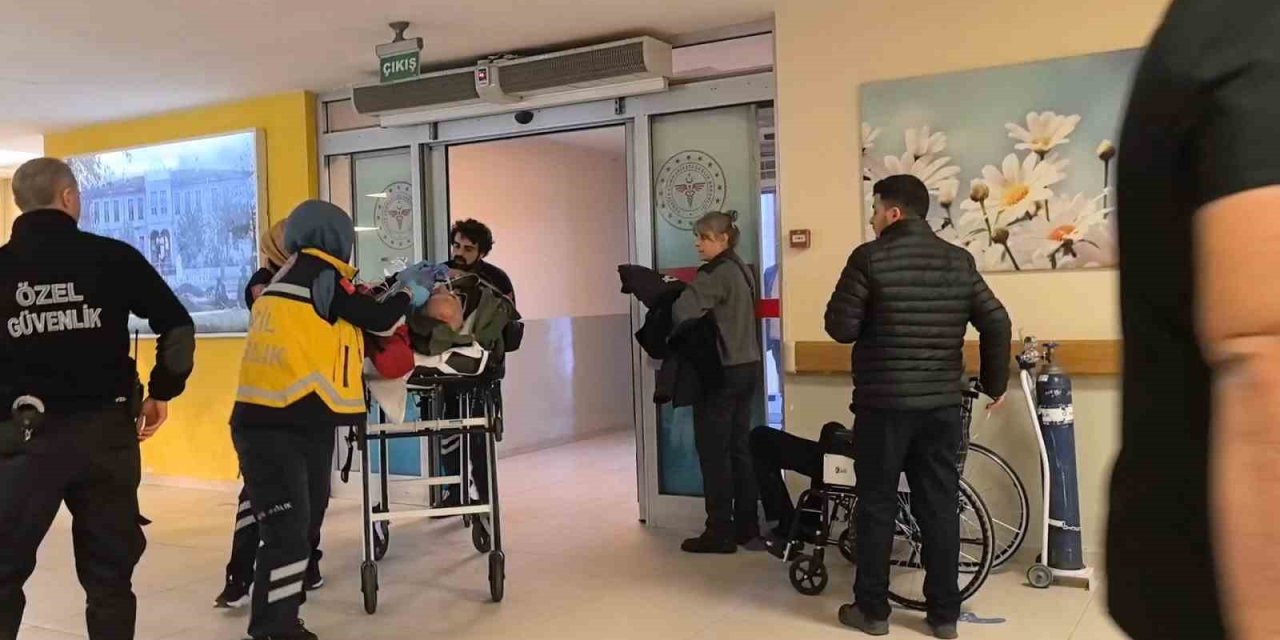 Traktörden Düşen Yaşlı Adam Hayatını Kaybetti