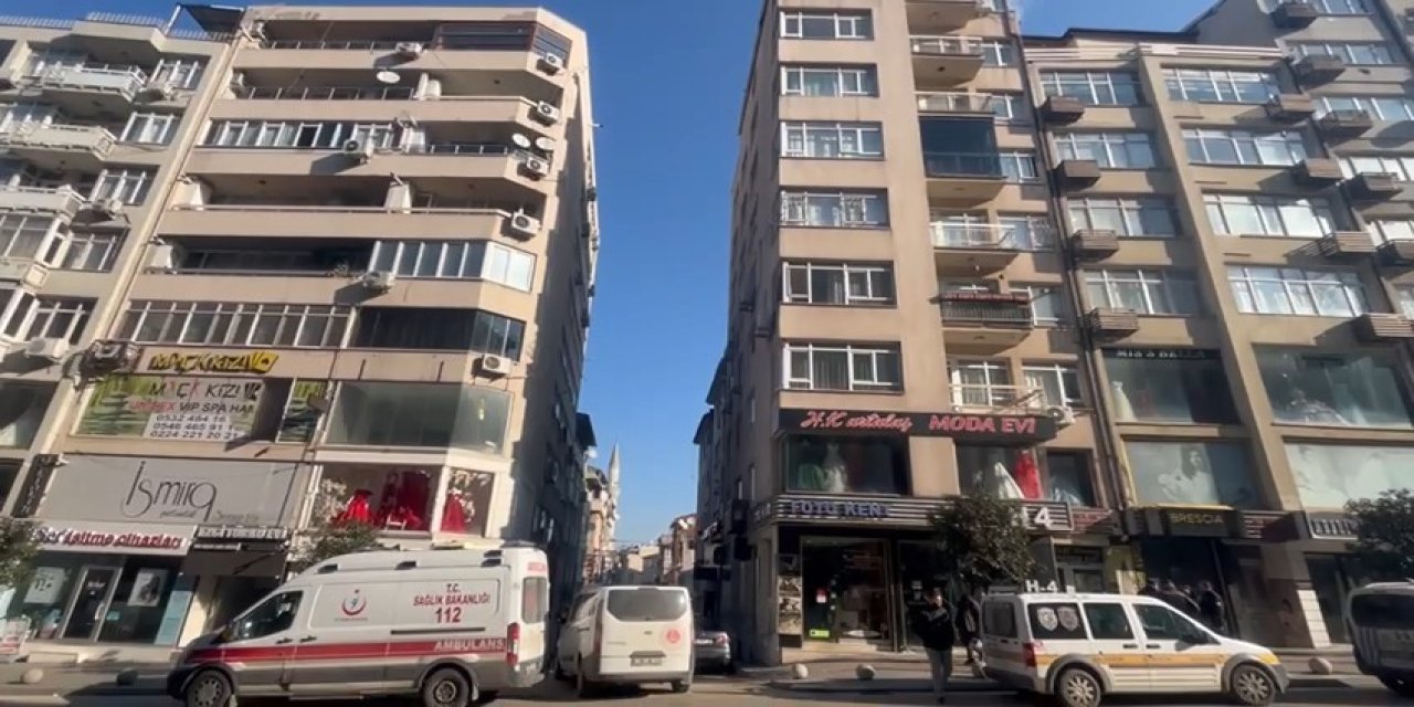 21 Yaşındaki Genç Kız 8. Kattan Düşerek Hayatını Kaybetti