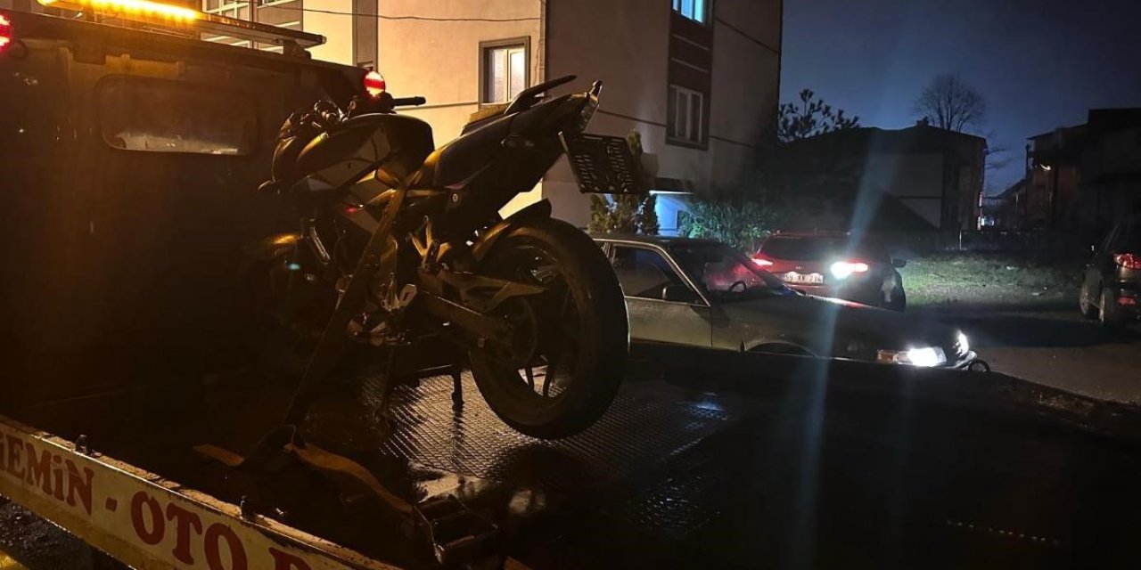 Alkollü Ve Ehliyetsiz Sürücü Motosikleti De Plakasız Kullandı