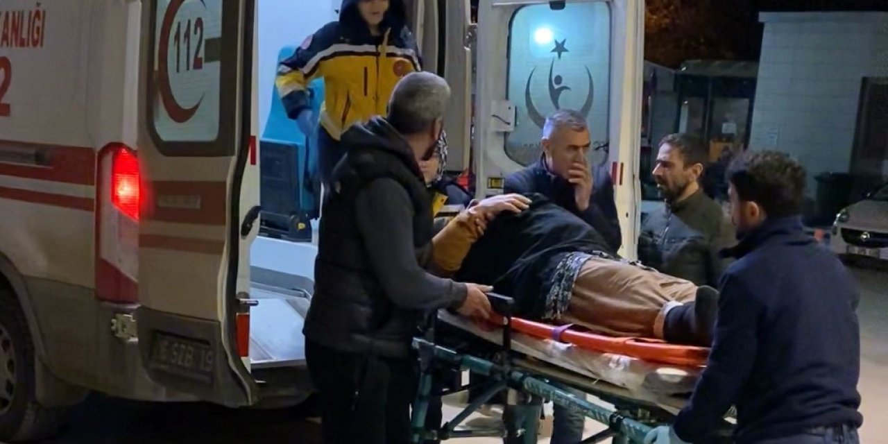 Teravihten Dönen Kadına Otomobil Çarptı: 1 Ağır Yaralı