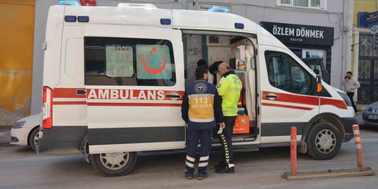Motosiklet Sürücüsü Kazada Yaralandı