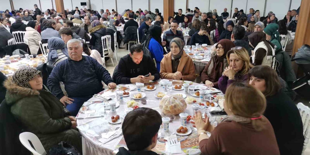 Esnaflar İftarda Bir Araya Geldi