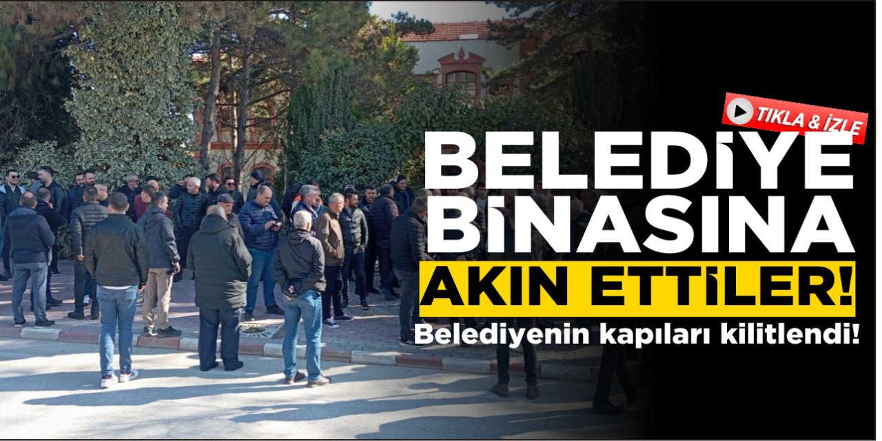 Belediye Binasına Akın Ettiler!