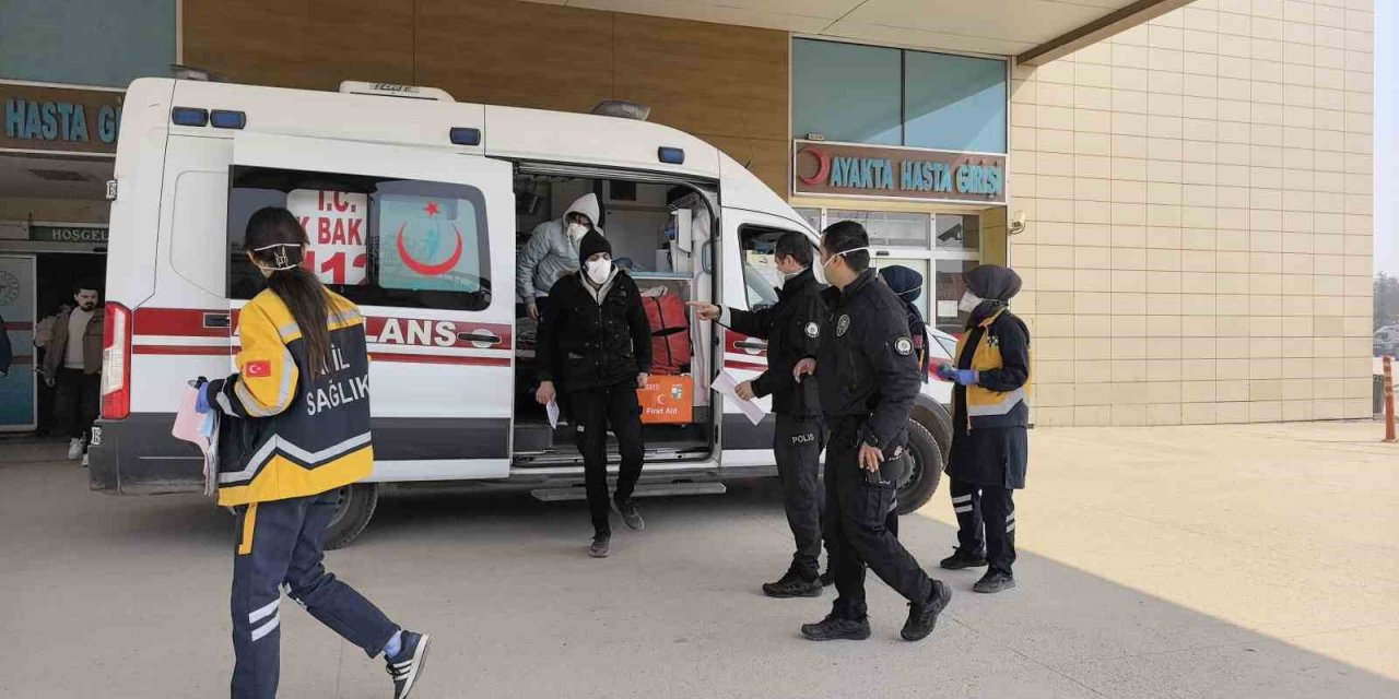 Başkasına Ait Kimlikle Tedavi Olmak İsteyen Tüberküloz Hastası 2 Göçmen Polisi Alarma Geçirdi