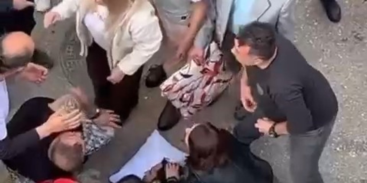 Sokak Ortasında Sırtından Bıçaklandı