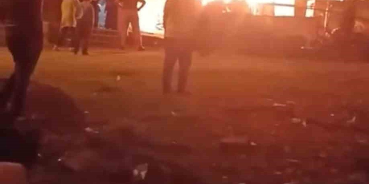 Boş Baraka Alevlere Teslim Oldu
