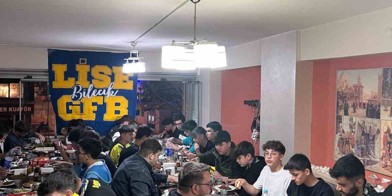 Bilecik Genç Fenerbahçeliler’den Geleneksel İftar Organizasyonu
