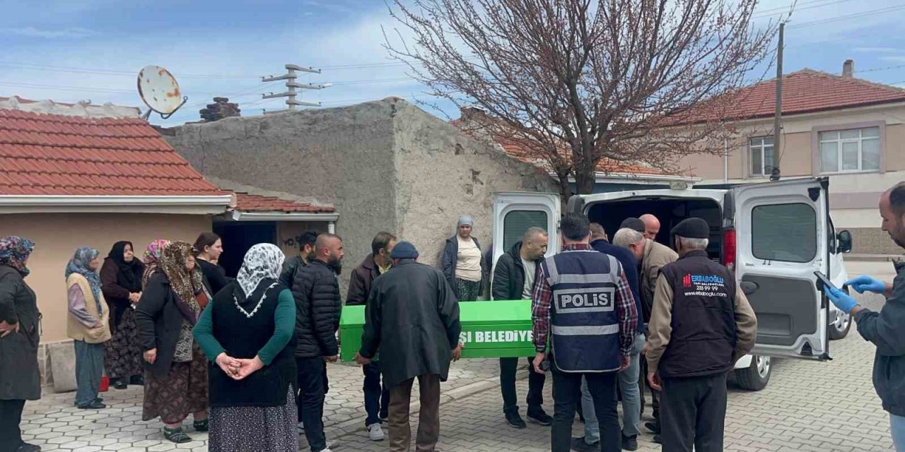 Annesi Tarafından Cansız Bedeni Bulunan Şahsın Ölümü Şüpheli Çıktı, İnceleme Başlatıldı