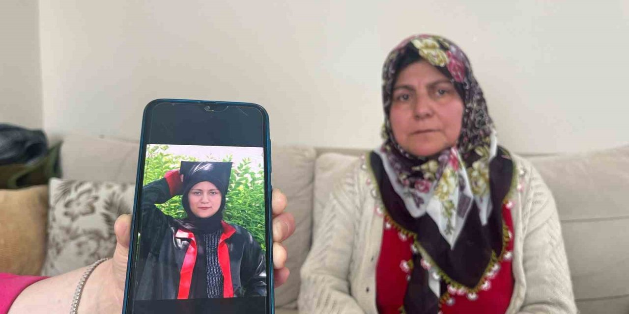 "Okula Gidiyorum" Deyip Evden Çıkan Ve Arkadaşıyla Kayıplara Karışan 14 Yaşındaki Kızdan Haber Alınamıyor