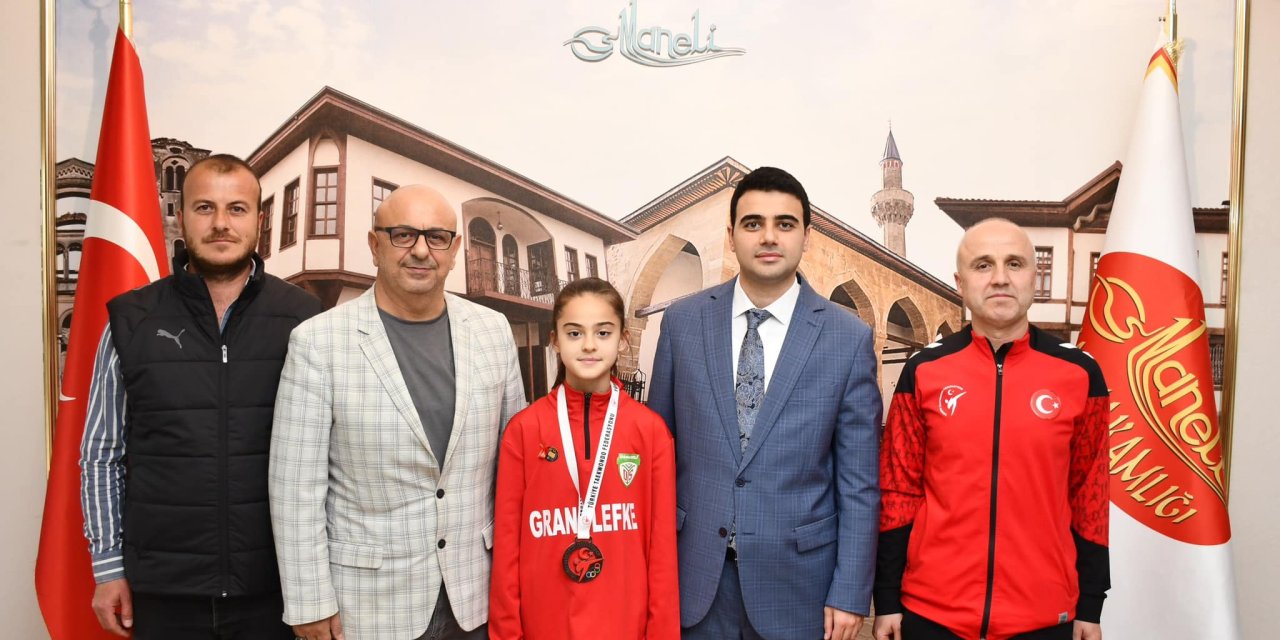 Şampiyon Sporcudan Kaymakam Kılıç'a Ziyaret