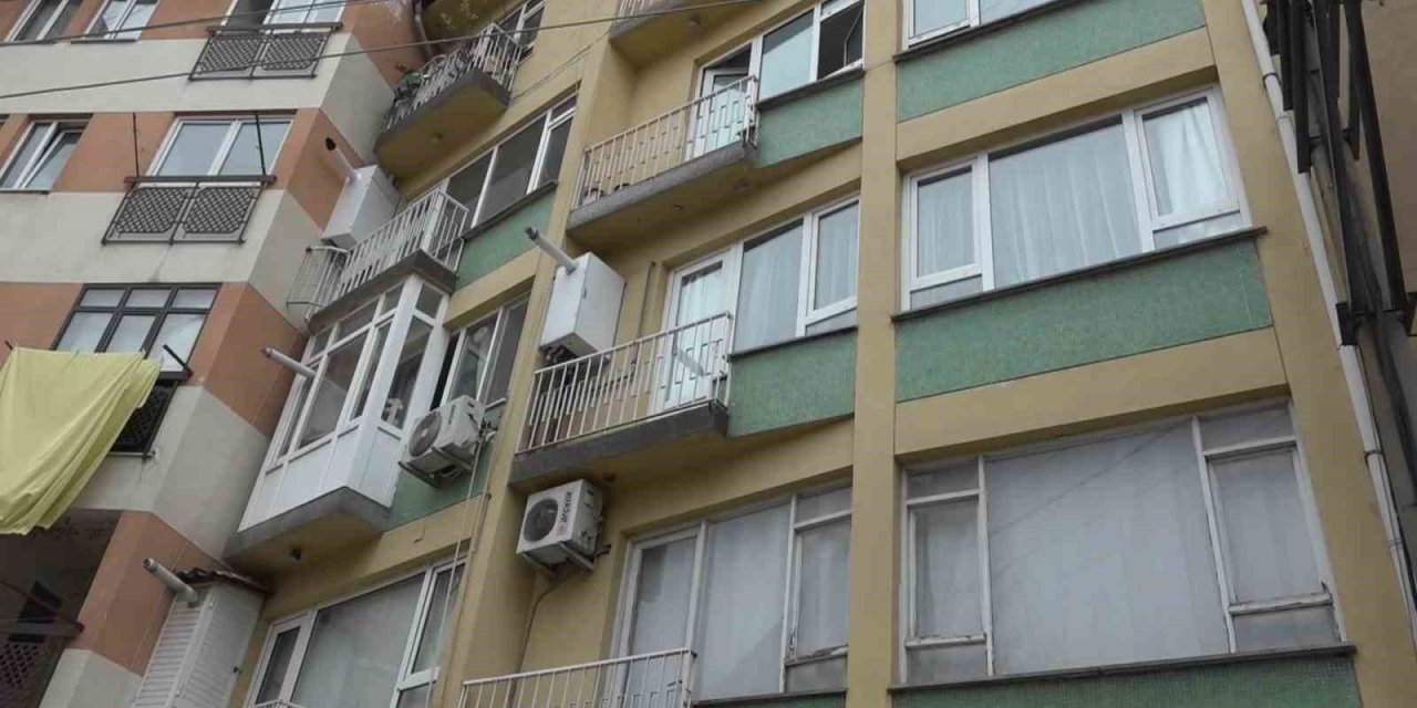 Sahte İmzayla Evden Atıldı İddiası