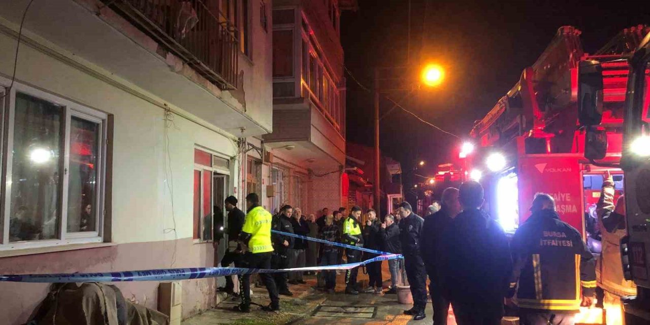 Çıkan Yangında 3 Aylık Bebek Ve 4 Yaşındaki Çocuk Hayatını Kaybetti