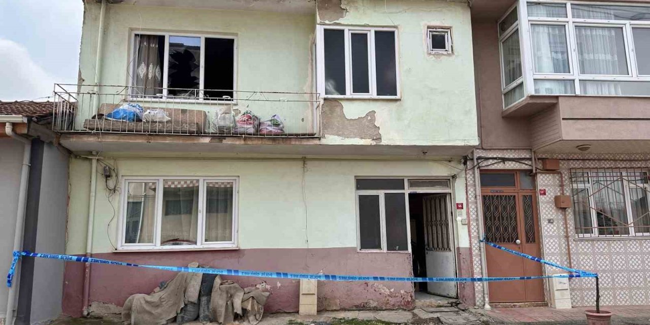 Yangında Hayatını Kaybeden Kardeşler  Toprağa Verildi
