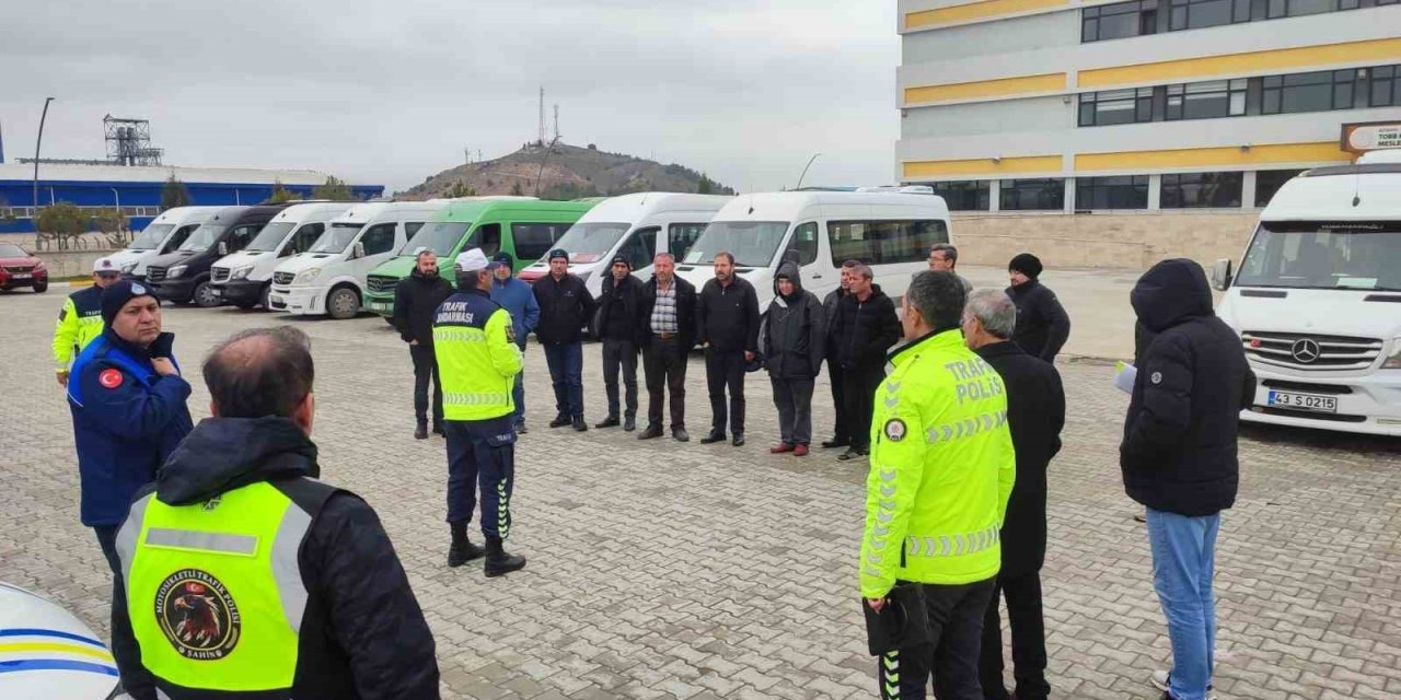 Okul Servis Araçlarına Yönelik Denetimler Sürüyor