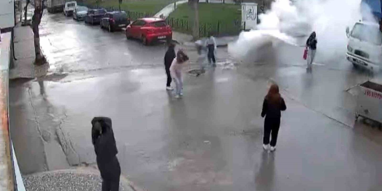 Çocukların Camide Tehlikeli Oyunu