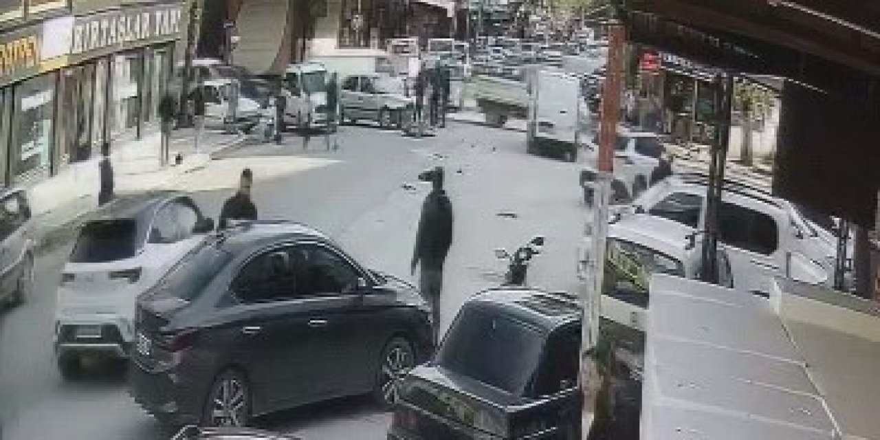 Otomobil İle Motosiklet Çarpıştı, 2 Kişi Yaralandı